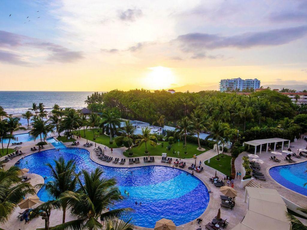 Breathtaking Villa Magna Beachfront Condo, 3 Bedrooms Sleeps 6 新巴利亚塔 外观 照片